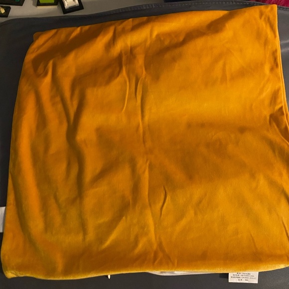 Chinese 3D Embroider Koi Fish Pillowcase Pillow Lucky Decorative Oriental Yellow - Picture 5 of 6